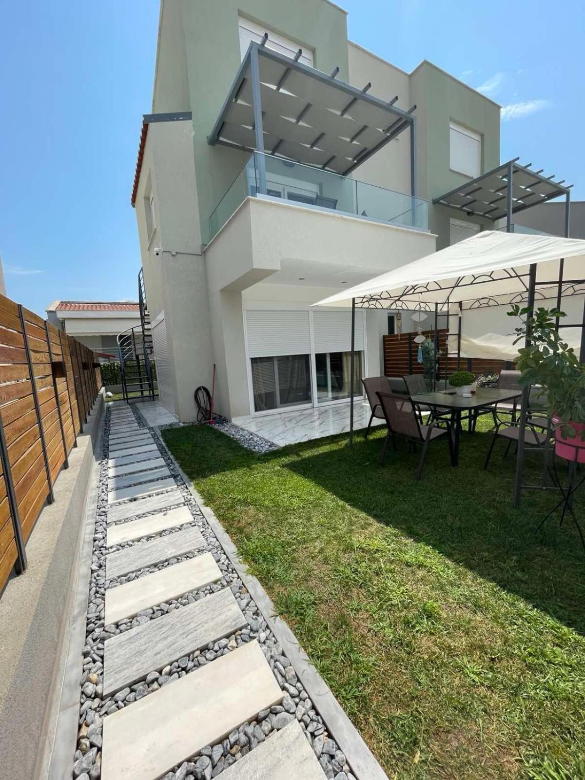 Chara'S House Apartment Kavála Ngoại thất bức ảnh
